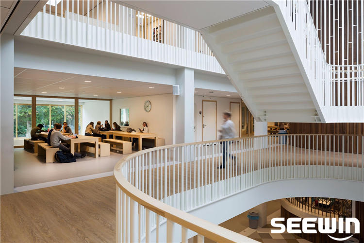 國際學(xué)校家具