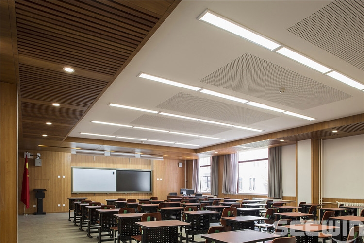 學(xué)生課桌椅